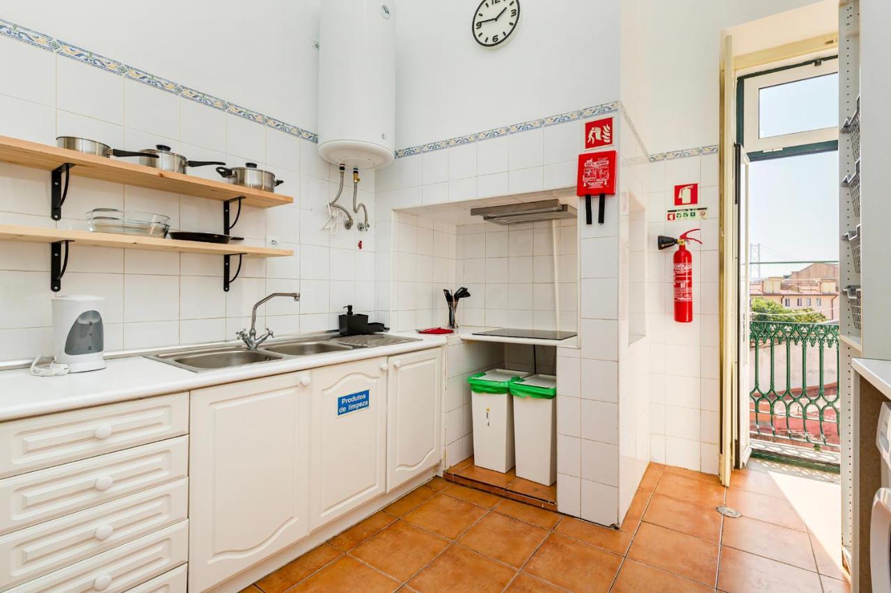 4br - Excellent Location - New Mattresses! Apartment Lissabon